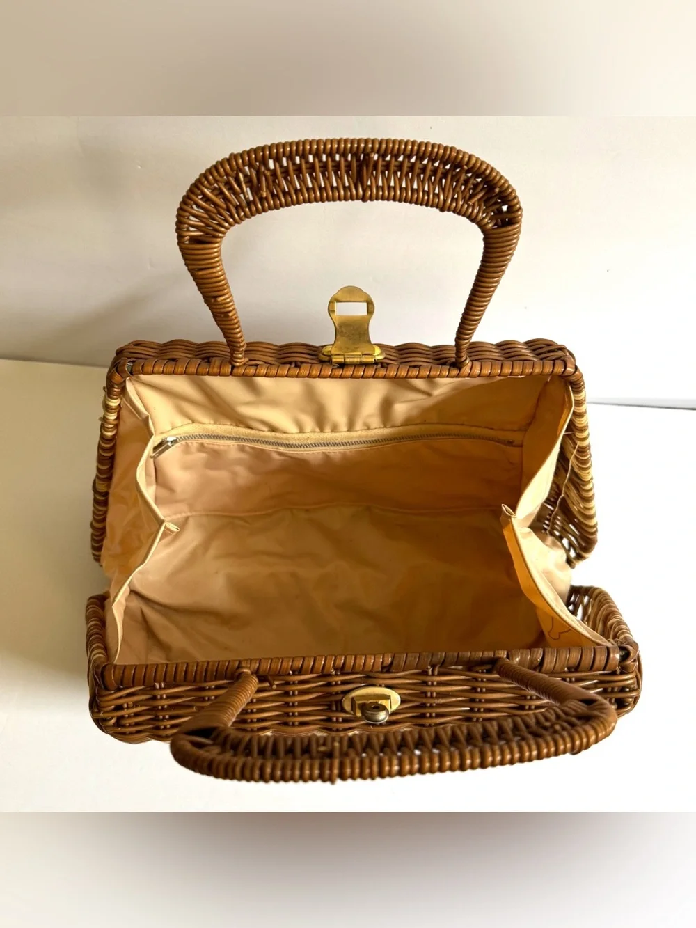 Vtg Checkered Wicker Handbag Purse Basket Bag Turn Lock Boho Cottagecore Coastal - Picture 8 of 16